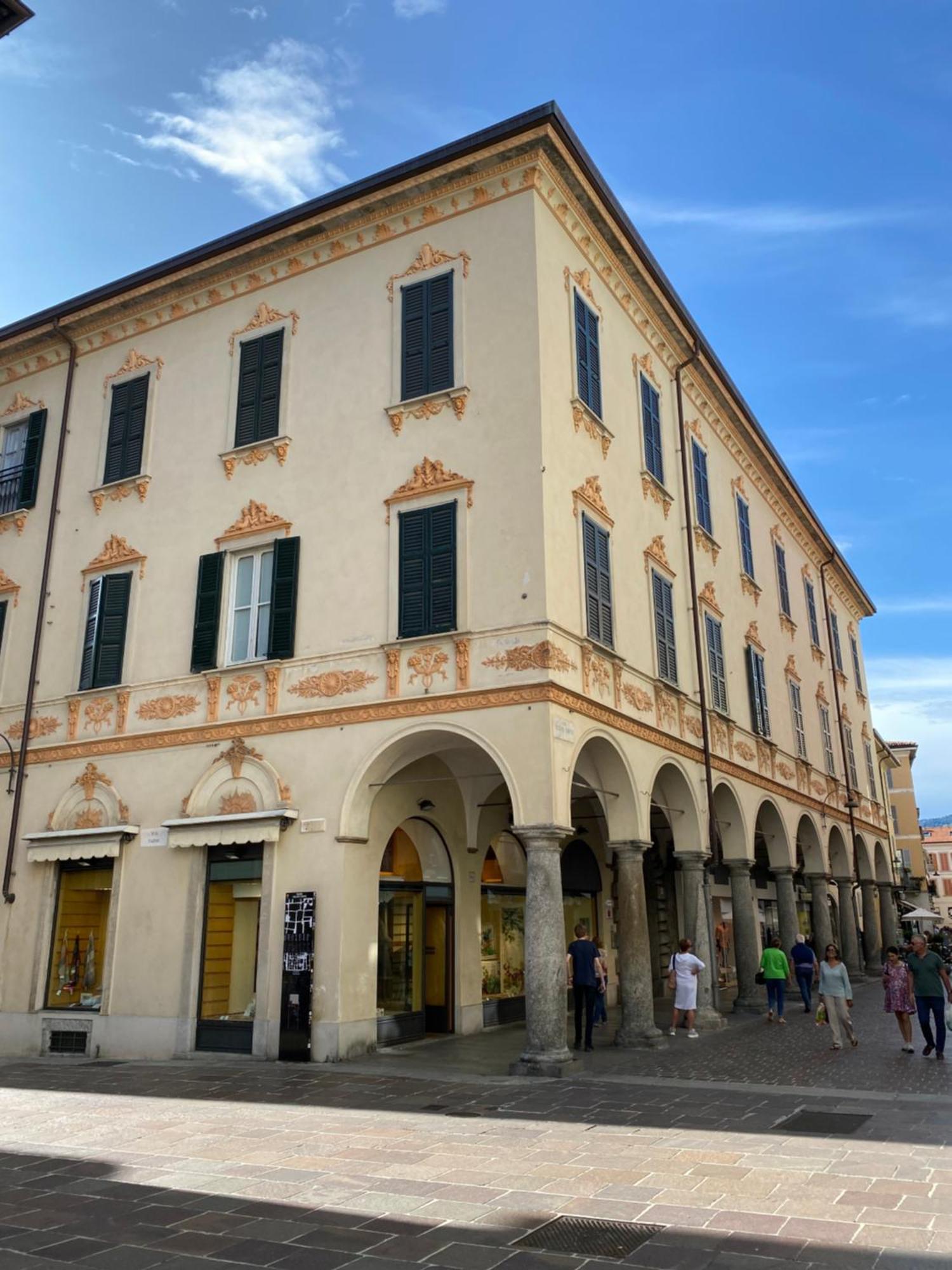 Porta Torre Como Apartment - By Relais Di Giada Esterno foto